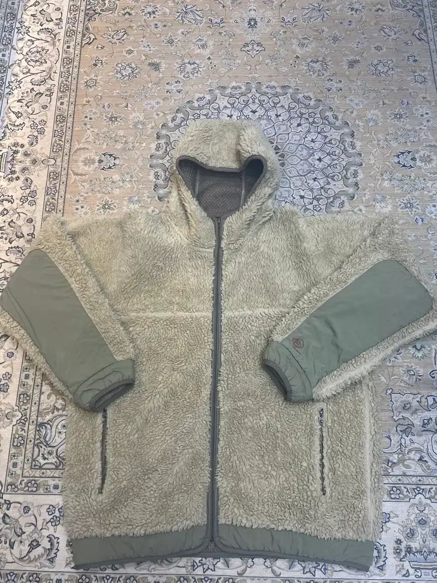 パタゴニア リーフ フーディー フリース Lサイズ