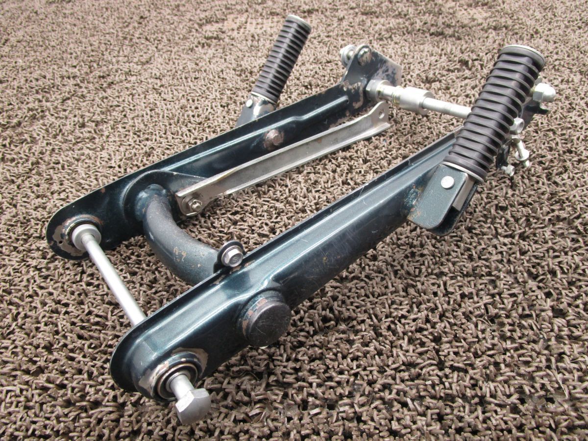 スーパーカブ90 スイングアーム タンデムステップ A 8561 リアアクスルシャフト HA 02 ホンダ E キャブ車 動画有