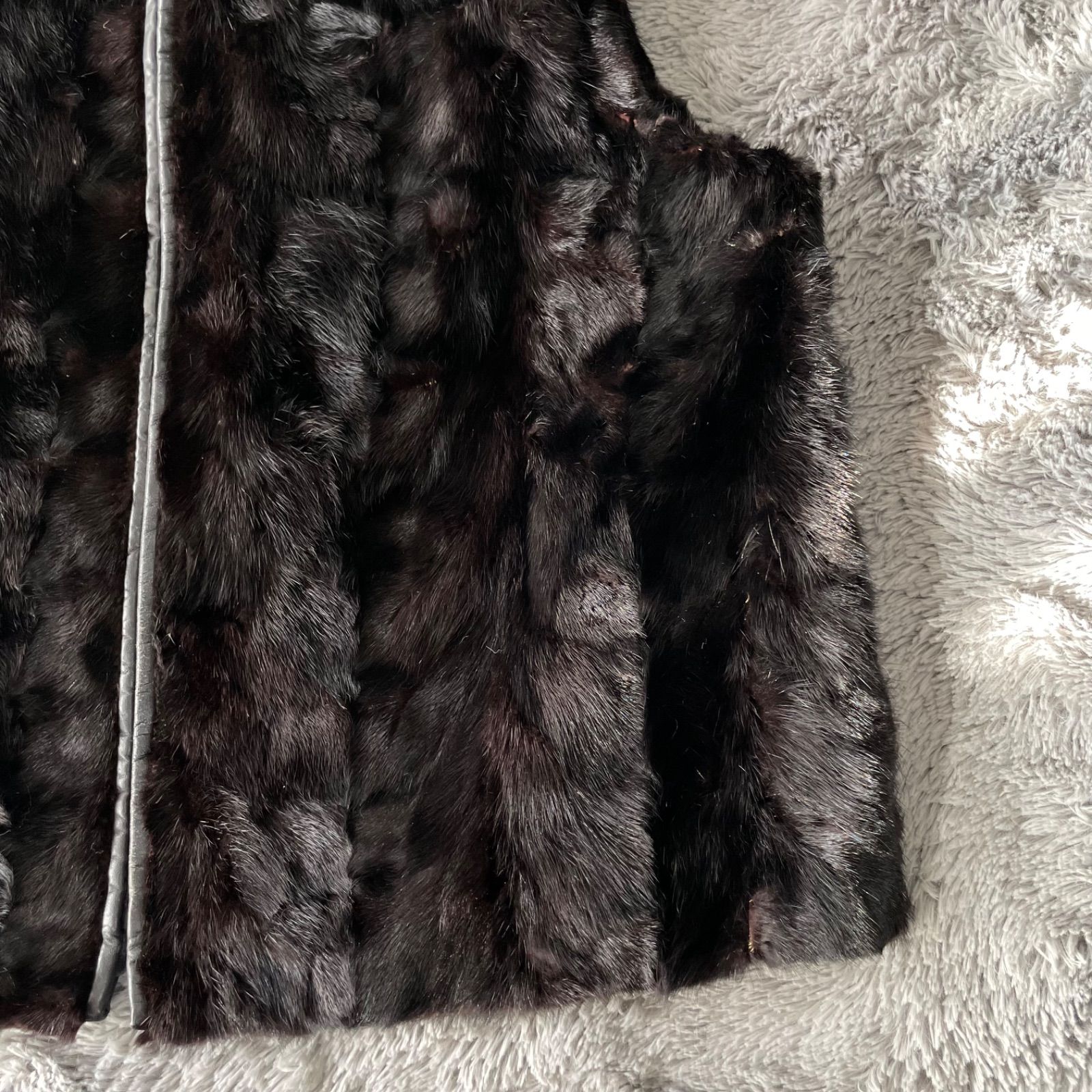 リアルファー 毛皮ベスト ジレ ミンク 牛革 レザー M〜L - メルカリ
