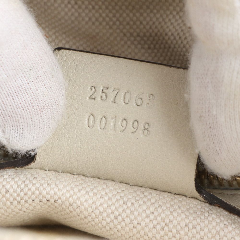 新品タグ付
 PHENIX テレイン GORE-TEX
 3レイヤー パンツ 極美品 グッチ グッチシマ メイフェア 257063 レザー トート バッグ