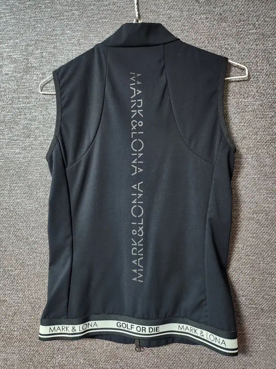 MARK & LONA マークアンドロナ レディース ベスト XS - メルカリ