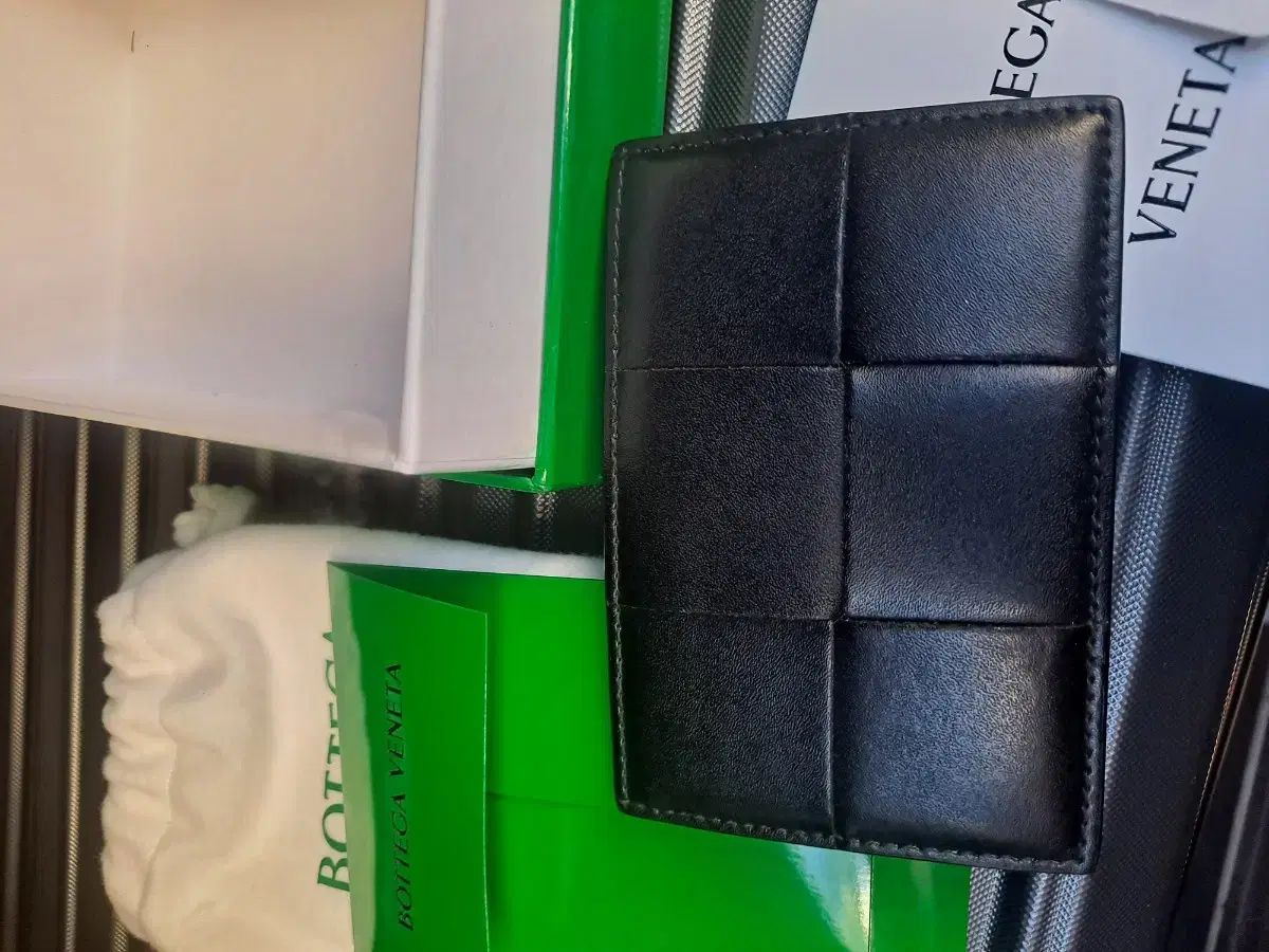 ボッテガ ヴェネタ カードウォレット ♥ フルセット