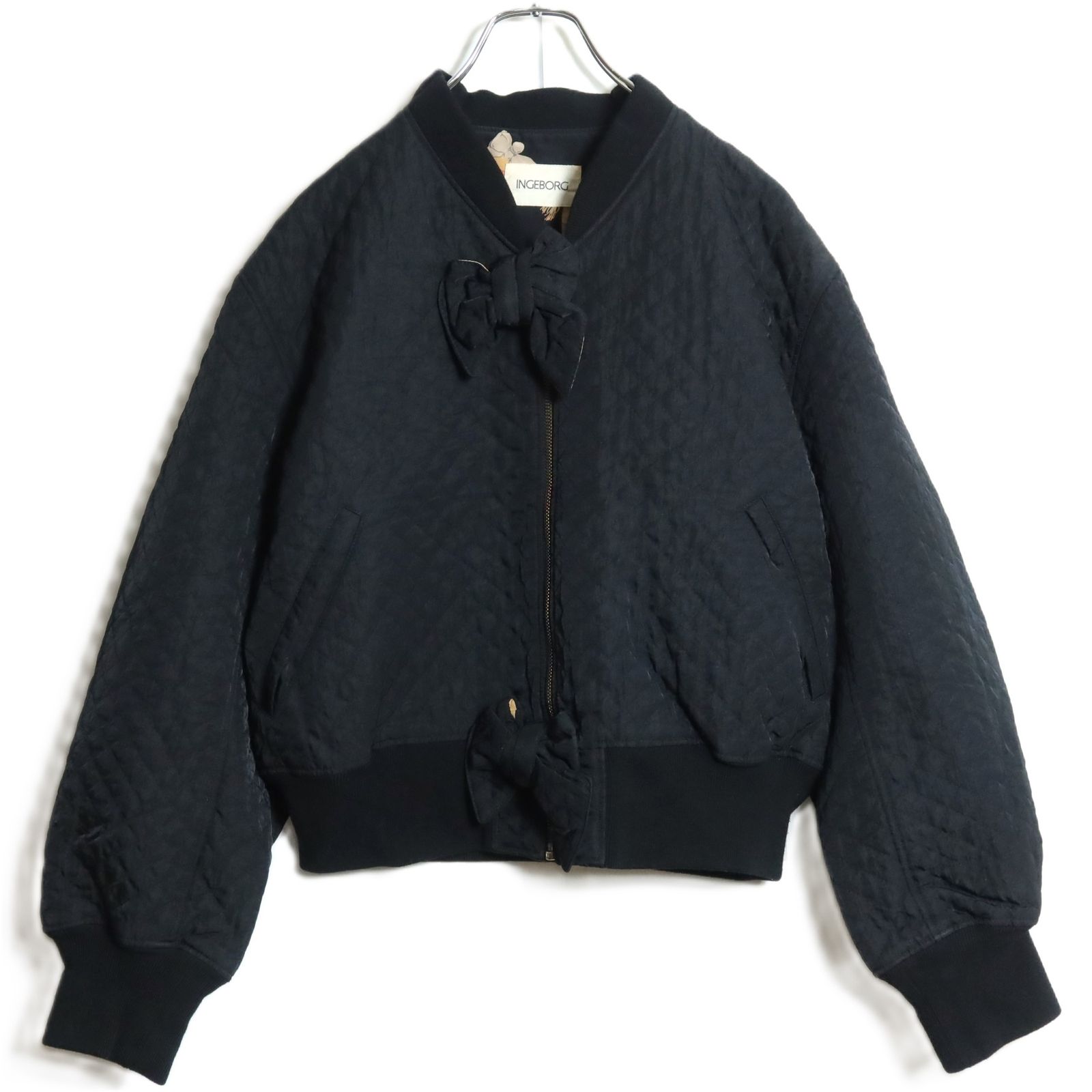 タイムセール‼️美品　インゲボルグ ジャンパー インゲボルグ☆リボンが可愛い♪ キルティング風ボンバージャケット