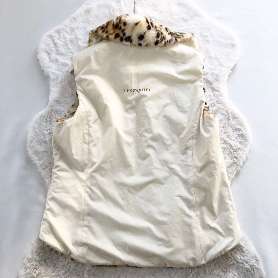 LEONARD SPORT レオナールスポーツ ベスト 内側レオパード柄 フロント