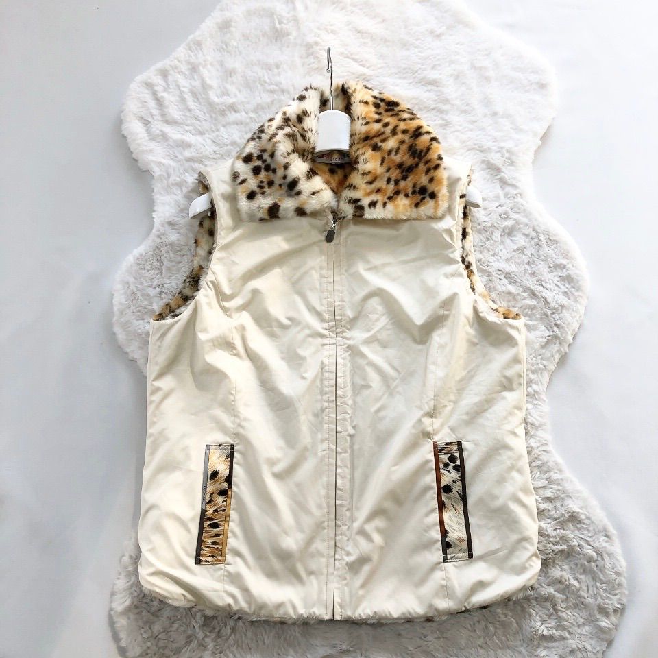 LEONARD SPORT レオナールスポーツ ベスト 内側レオパード柄 フロント