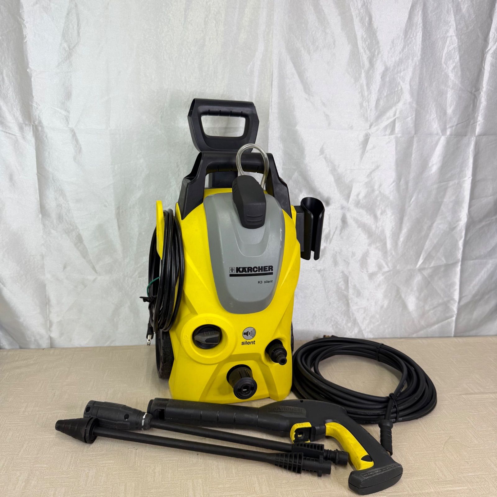 ケルヒャー　k3 silent 高圧洗浄機　中古 特売】ケルヒャー（KARCHER）高圧洗浄機 K3 SILENT サイレント - メルカリ