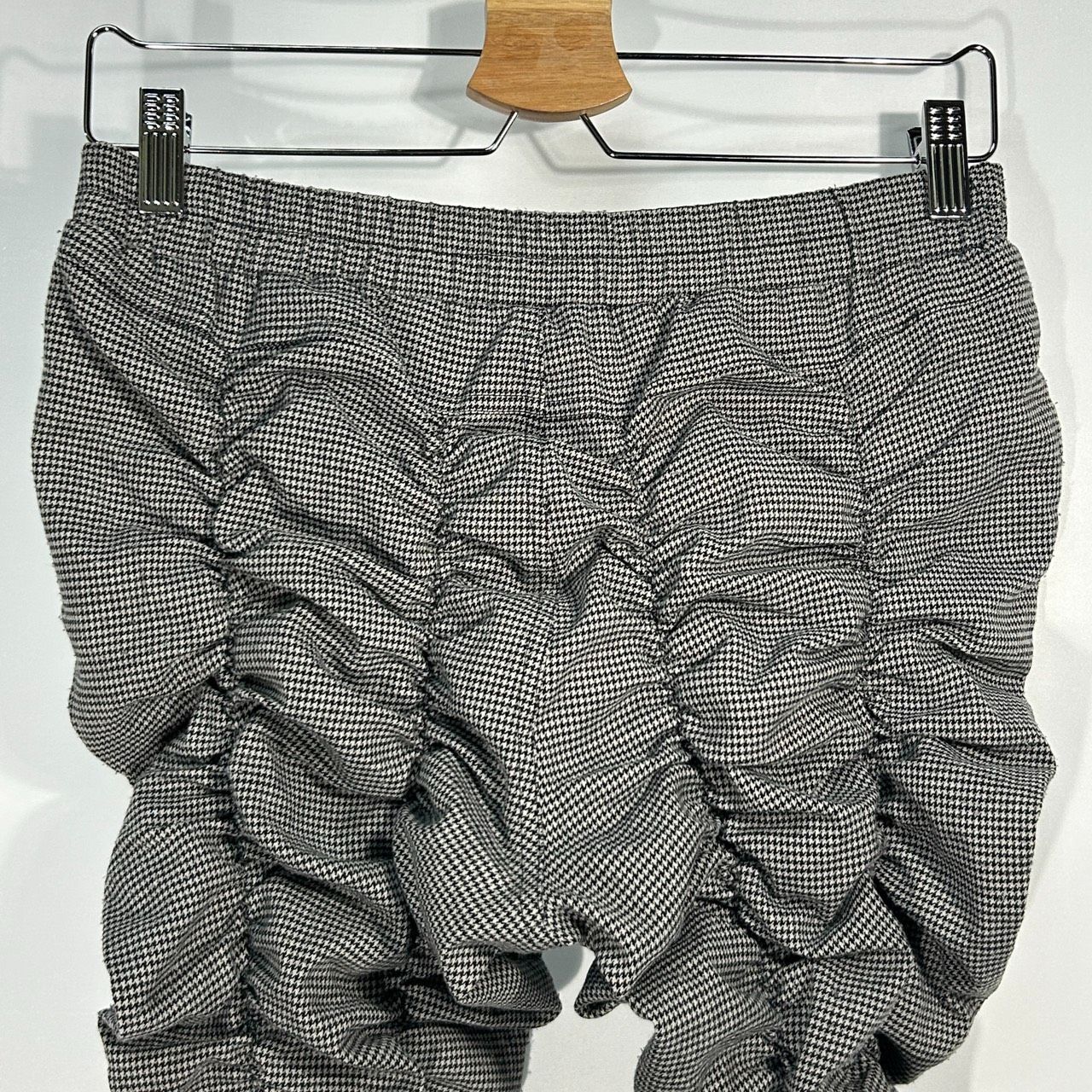 io comme io【40】ブラック系 カジュアルパンツ シャーリング ギャザー