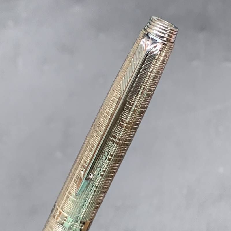R324 ペン先K14 14金パーカー 万年筆 格子柄 シルバーカラー 筆記