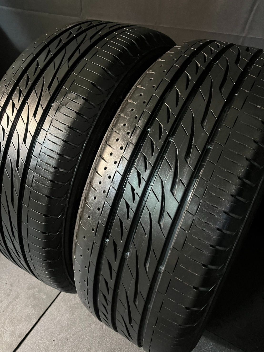  製 約8 7～9 2分山 ブリヂストン レグノ REGNO GRVⅡ 225 50 R 18 2本 h_779 18インチ サマータイヤ ノーマルタイヤ