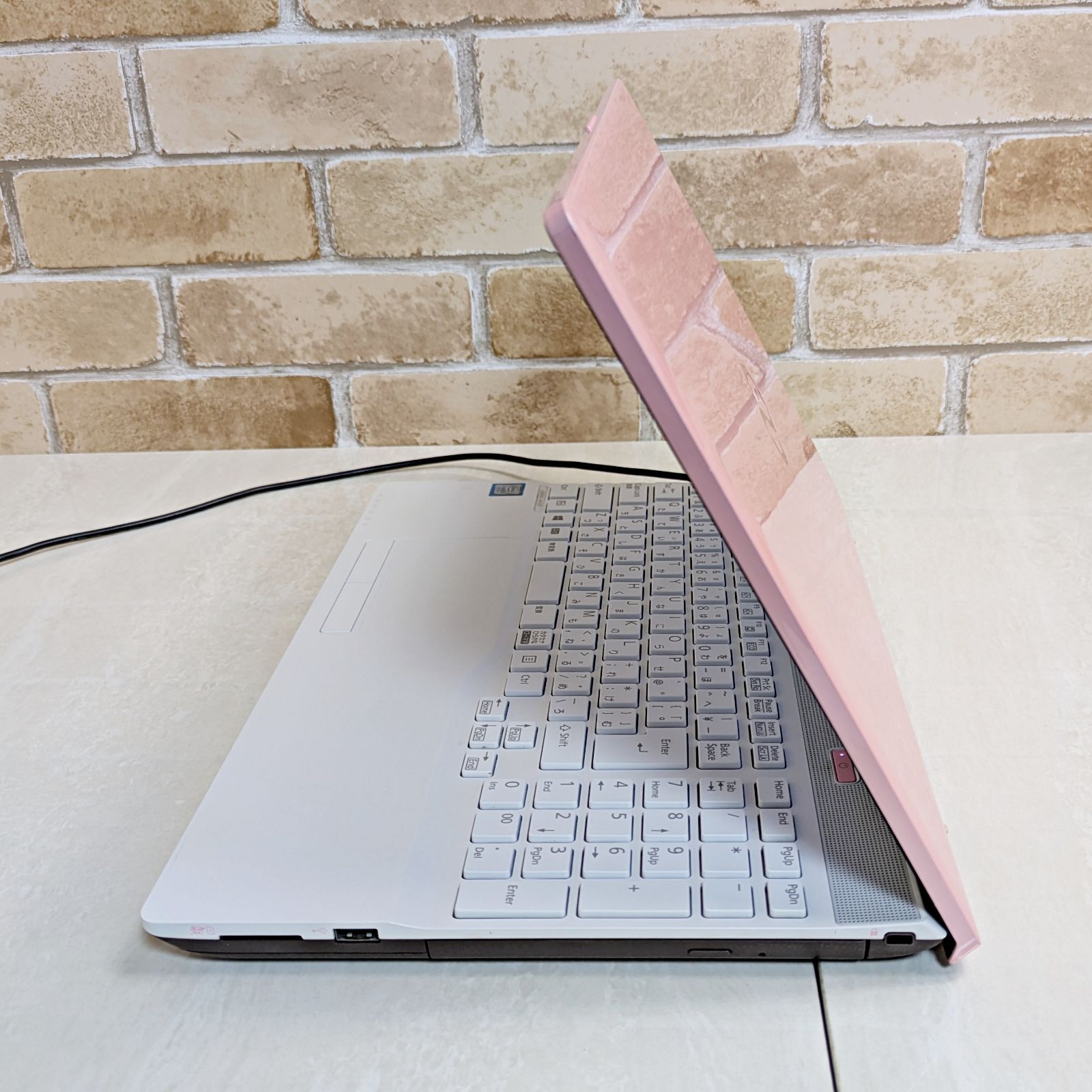 オフィス付き！i3高性能第7世代！メモリ8GB/SSD☆初心者OK☆Win11