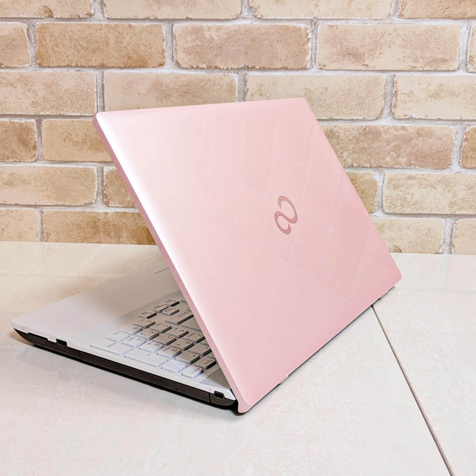 オフィス付き！i3高性能第7世代！メモリ8GB/SSD☆初心者OK☆Win11