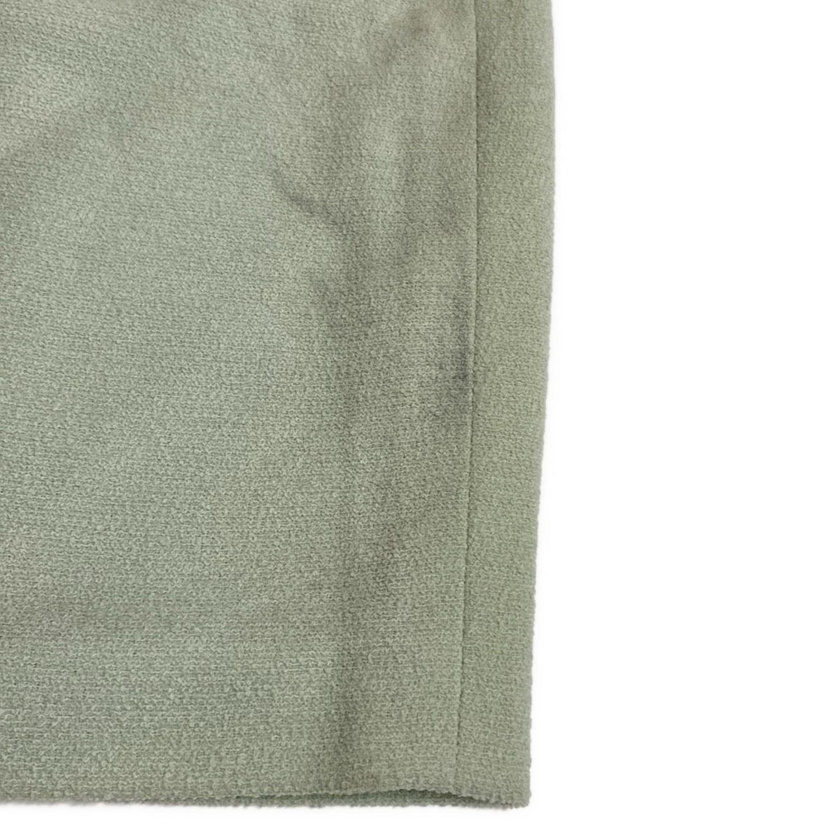 スカートスーツ