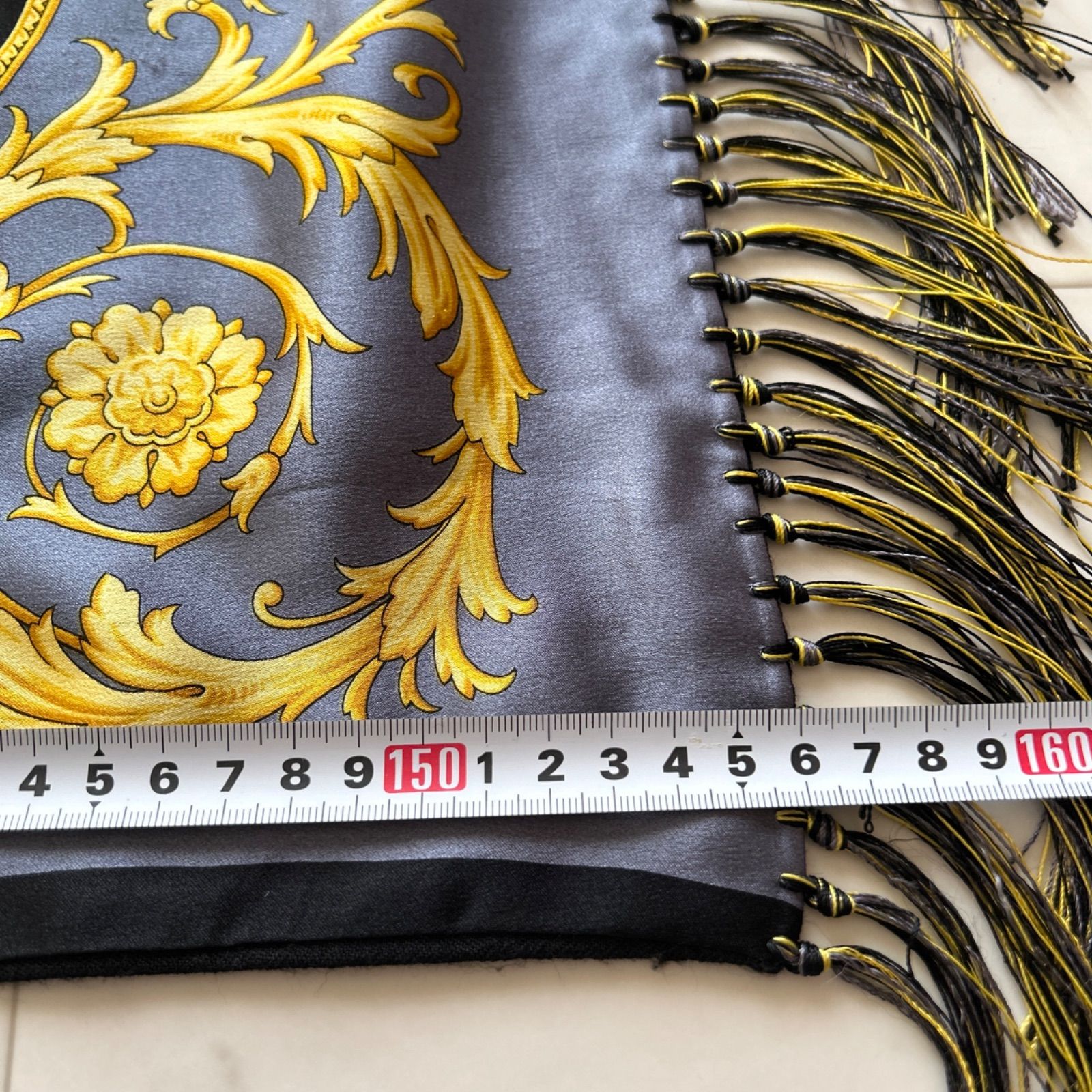 Versace ヴェルサーチ メドゥーサ メデューサ プリント マフラー