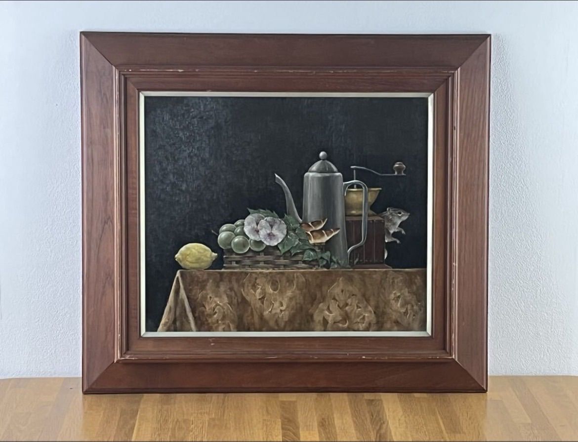 渡辺一夫 「リスのいる静物」油彩 8号 静物画 共シール 直筆サイン入り