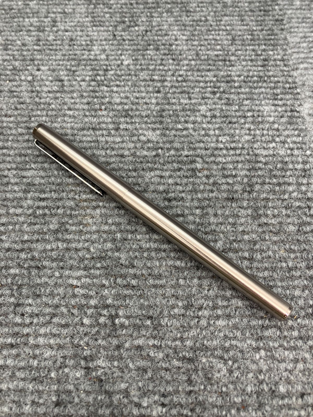 MONTBLANC モンブラン ボールペン キャップ式 シルバー 5288 - メルカリ