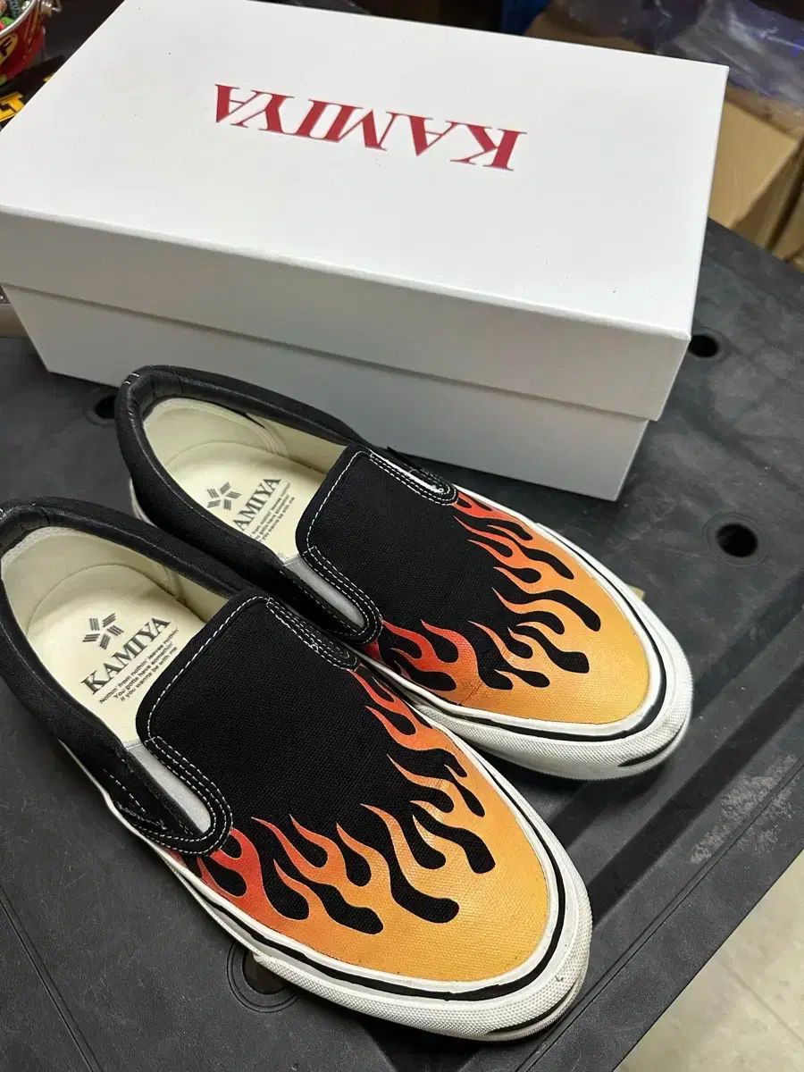 【新品】Nike ゴルフシューズ　27.5cm カミヤ KAMIYA 25ss コネル 炎 スリッポン