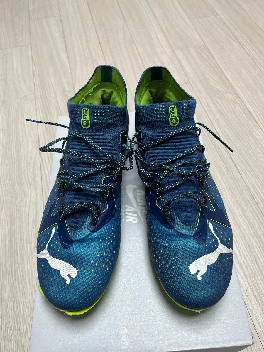 プーマ Hello Future ULTIMATE 高品質