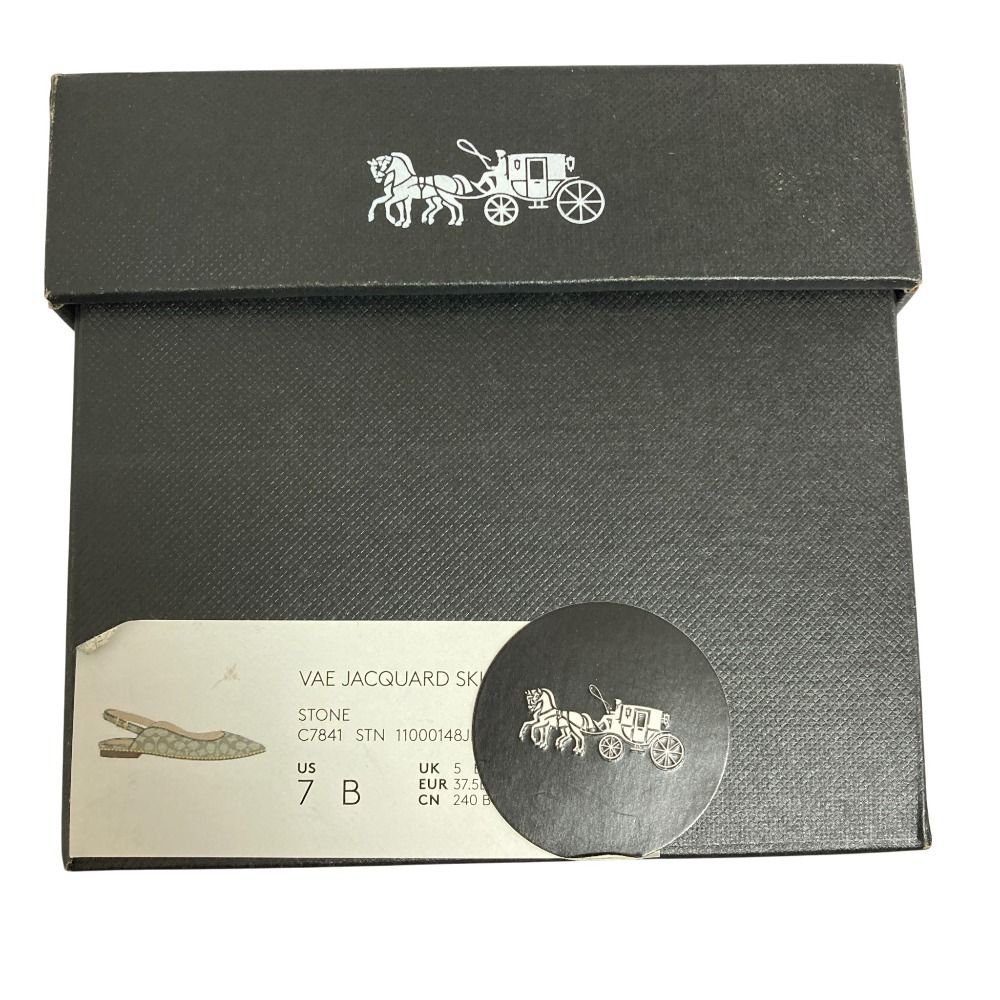 ポインテッドトゥ パンプス