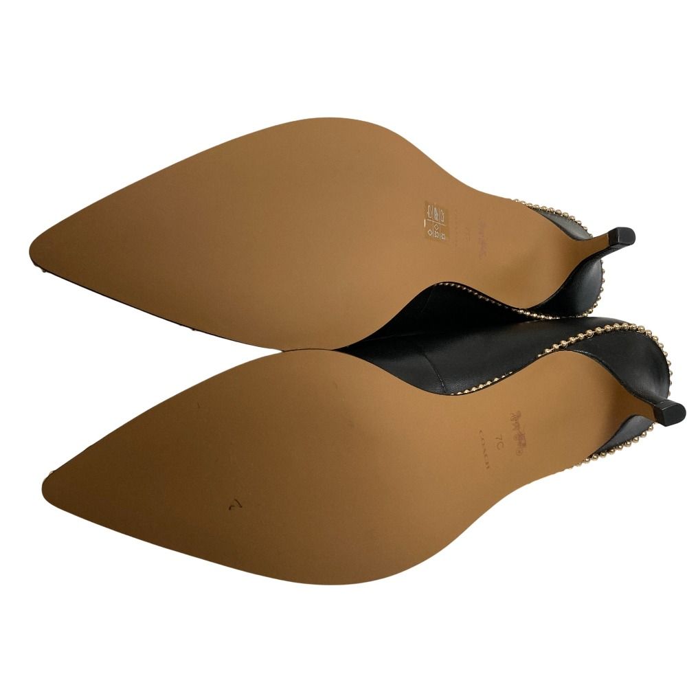 ポインテッドトゥパンプス