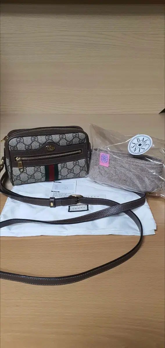 グッチ オフィディア クロスバック|カメラバック ミニ S級 保証書 O