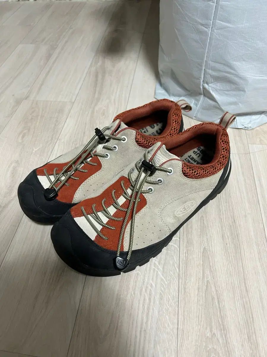 275 キーン KEEN ジャスパー ロックス SP ベイクドクレー