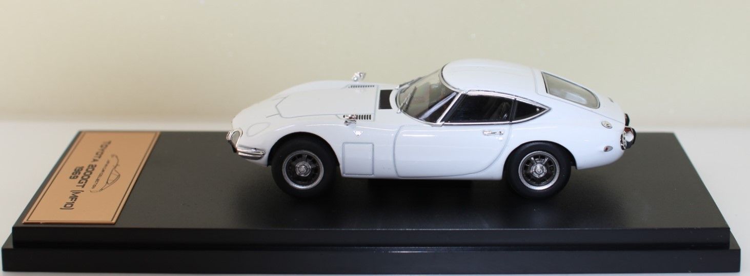USED 1/43 国産名車プレミアムコレクション トヨタ 2000GT 1969