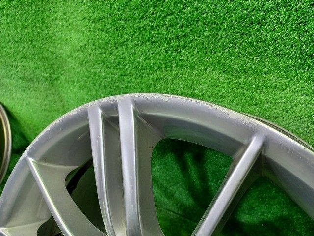 シルバー 18インチ