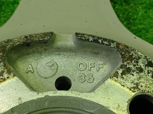  ラブリオン ﾔﾘｽ ｱｸｱ ホイール アルミ シルバー 16インチ 5 J 4穴 4本 100 36 16インチ ホイール