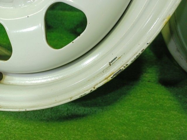 スチール ホワイト