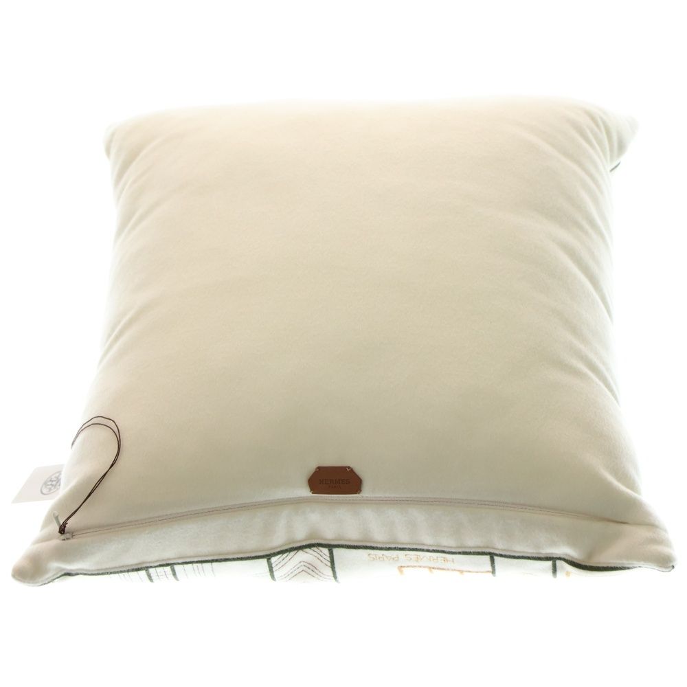 HERMES エルメス 23 SS Fete au Faubourg フェイト オ フォーブル 幾何学柄 カシミヤ クッション ベージュ