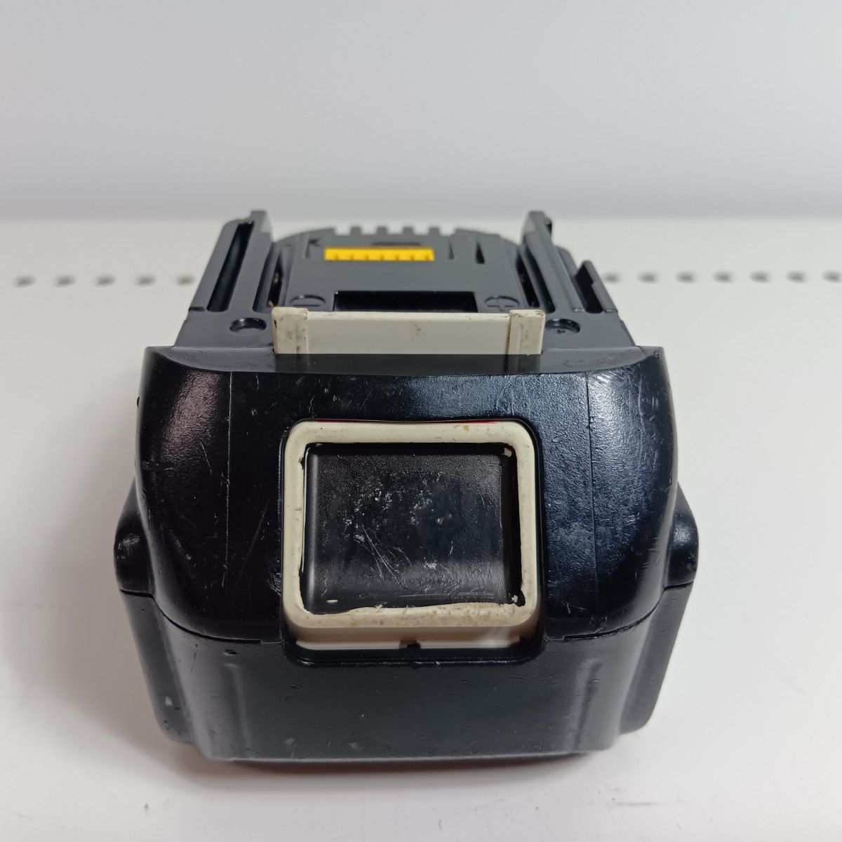  MAKITA マキタ 丸のこ HS 631 D 程度B 充電池 付 165 mm 18 v マルノコ 切断工具 切断機