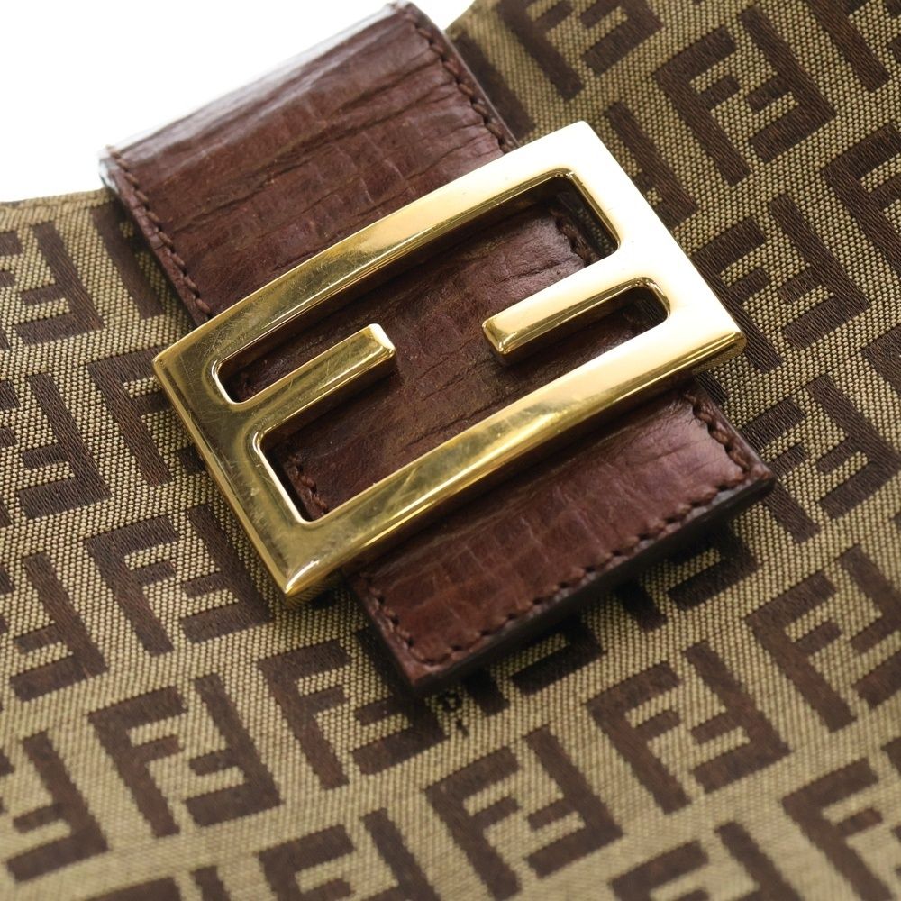 FENDI (フェンディ) ズッキーノ マンマバケット ワンショルダーバッグ