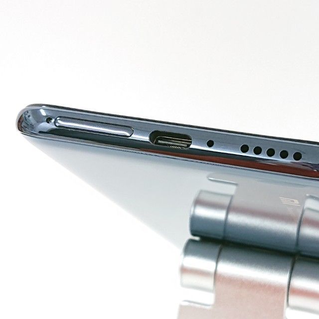 au Xiaomi Mi 10 Lite 5Gコズミックグレー (美品) Mi 10 Lite 5G XIG01 au コズミックグレー 送料無料 本体 c15629