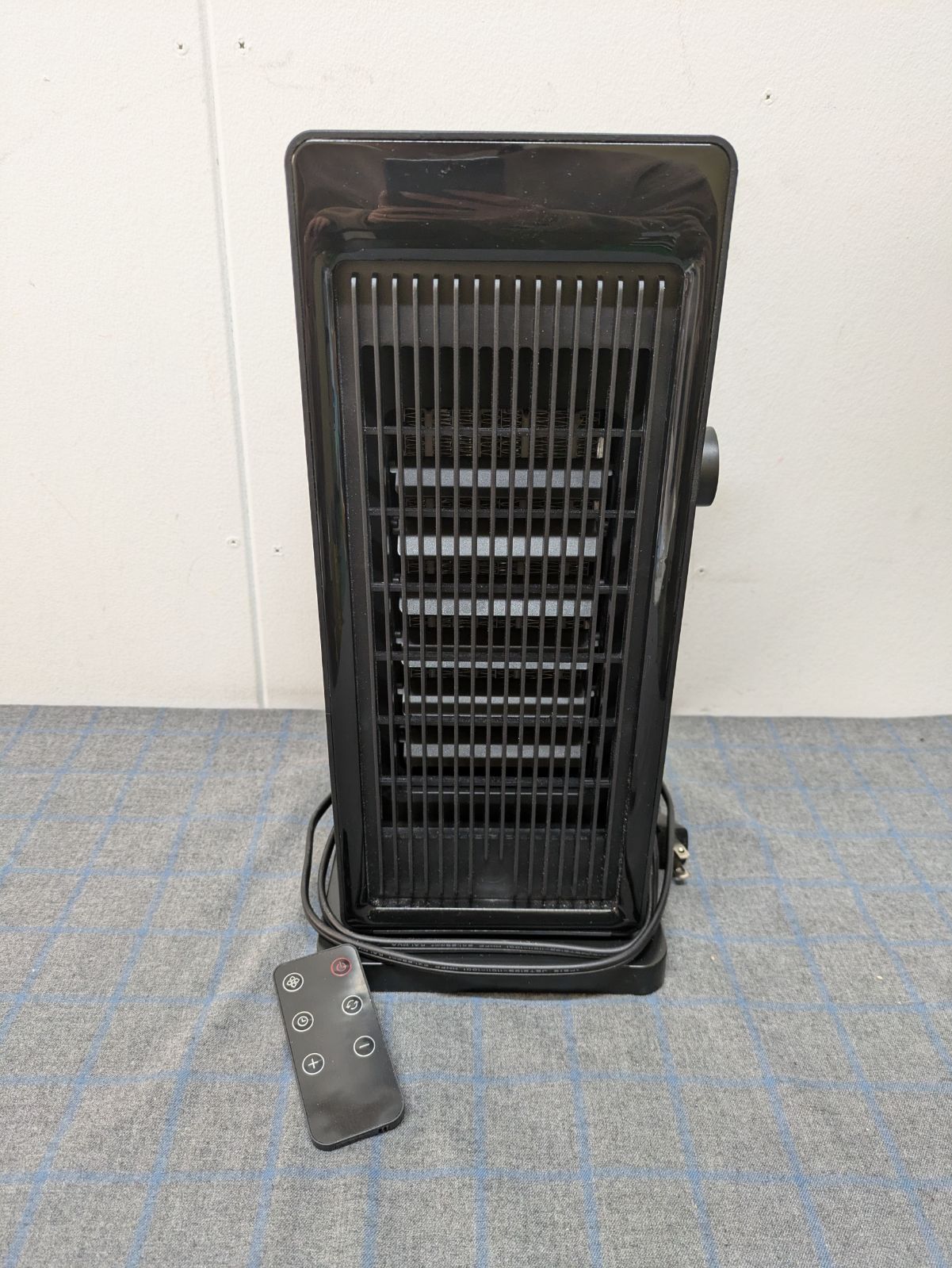 美品】株式会社泰成商事 電気ヒーター DH-QN19 2021年製 小型 