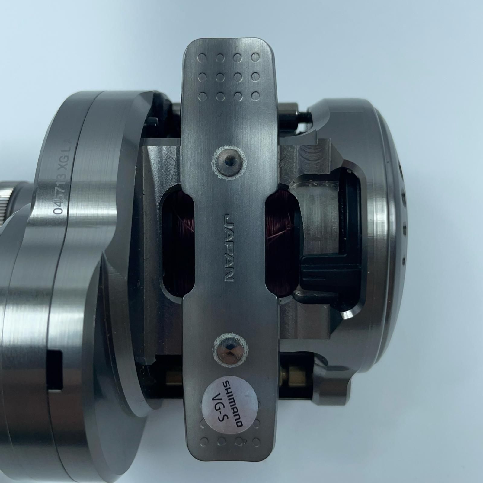 SHIMANO シマノ 23カルカッタコンクエストBFSXG 045713 ウッドハンドル