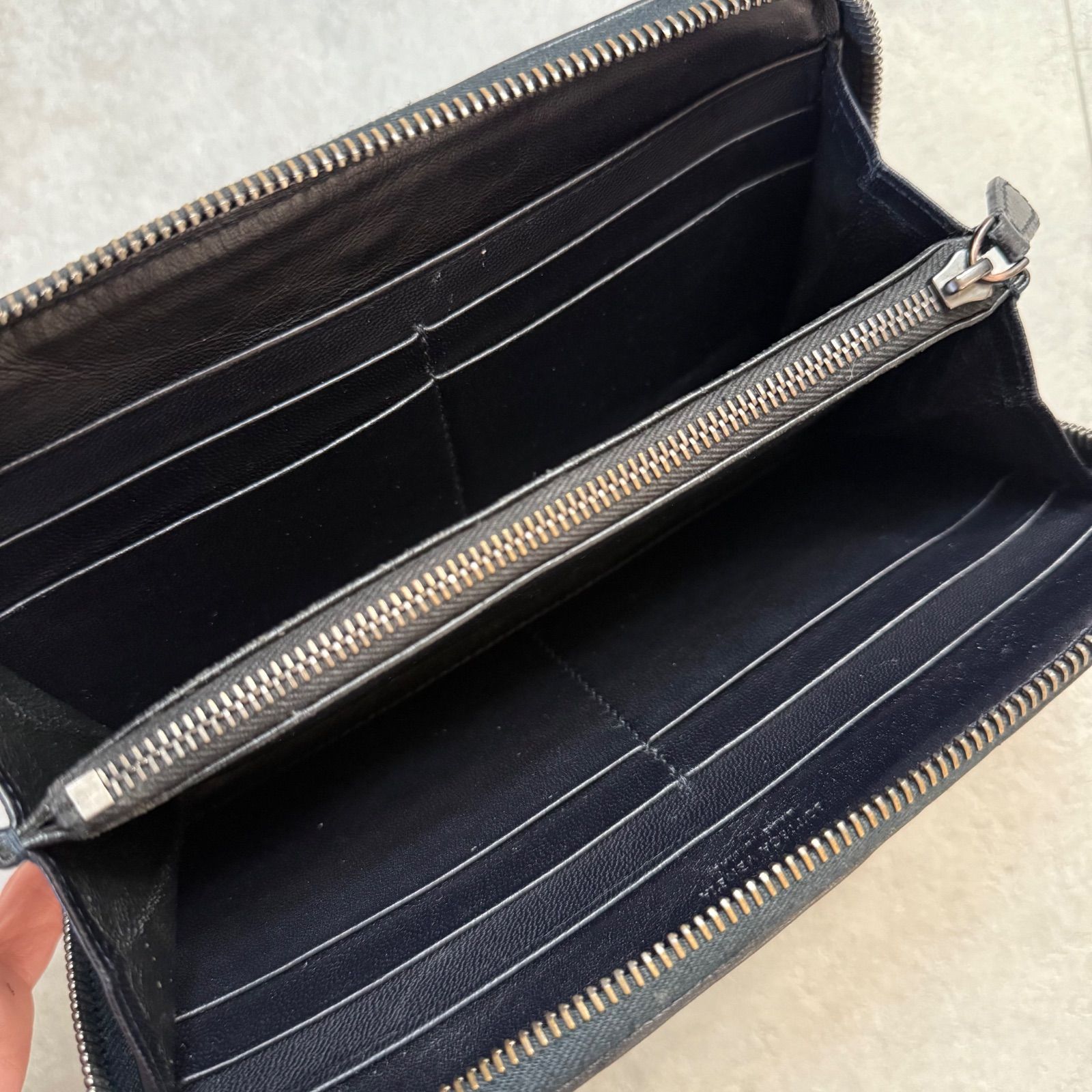 BOTTEGA VENETA ボッテガヴェネタ イントレチャート ラウンド