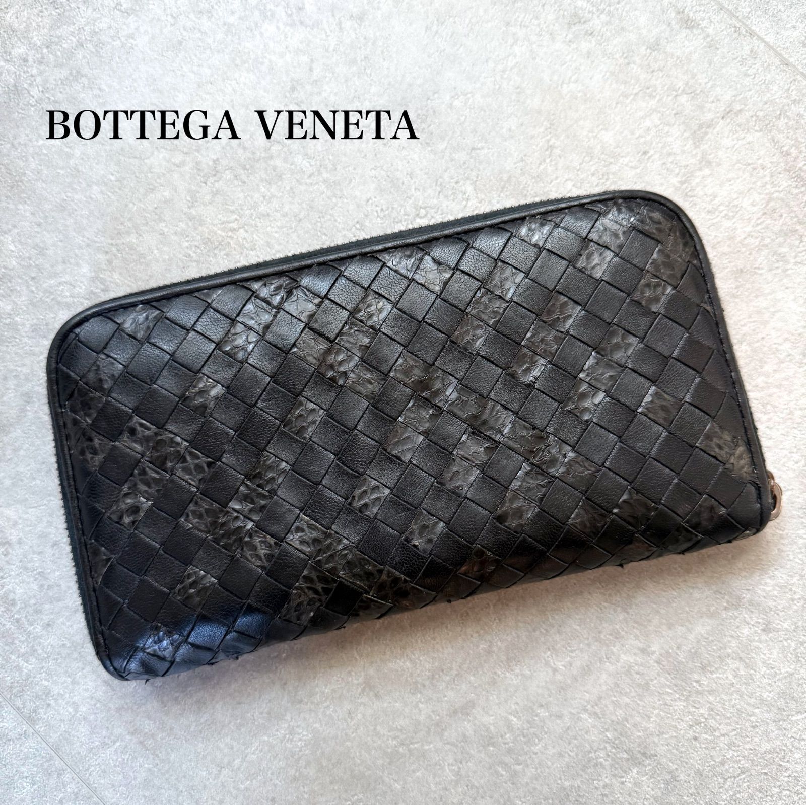 BOTTEGA VENETA ボッテガヴェネタ イントレチャート ラウンド