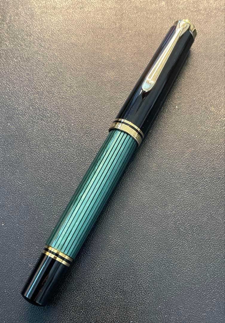ペリカン スーベレン 万年筆 M 600 ペン先 14 K 緑縞 グリーン