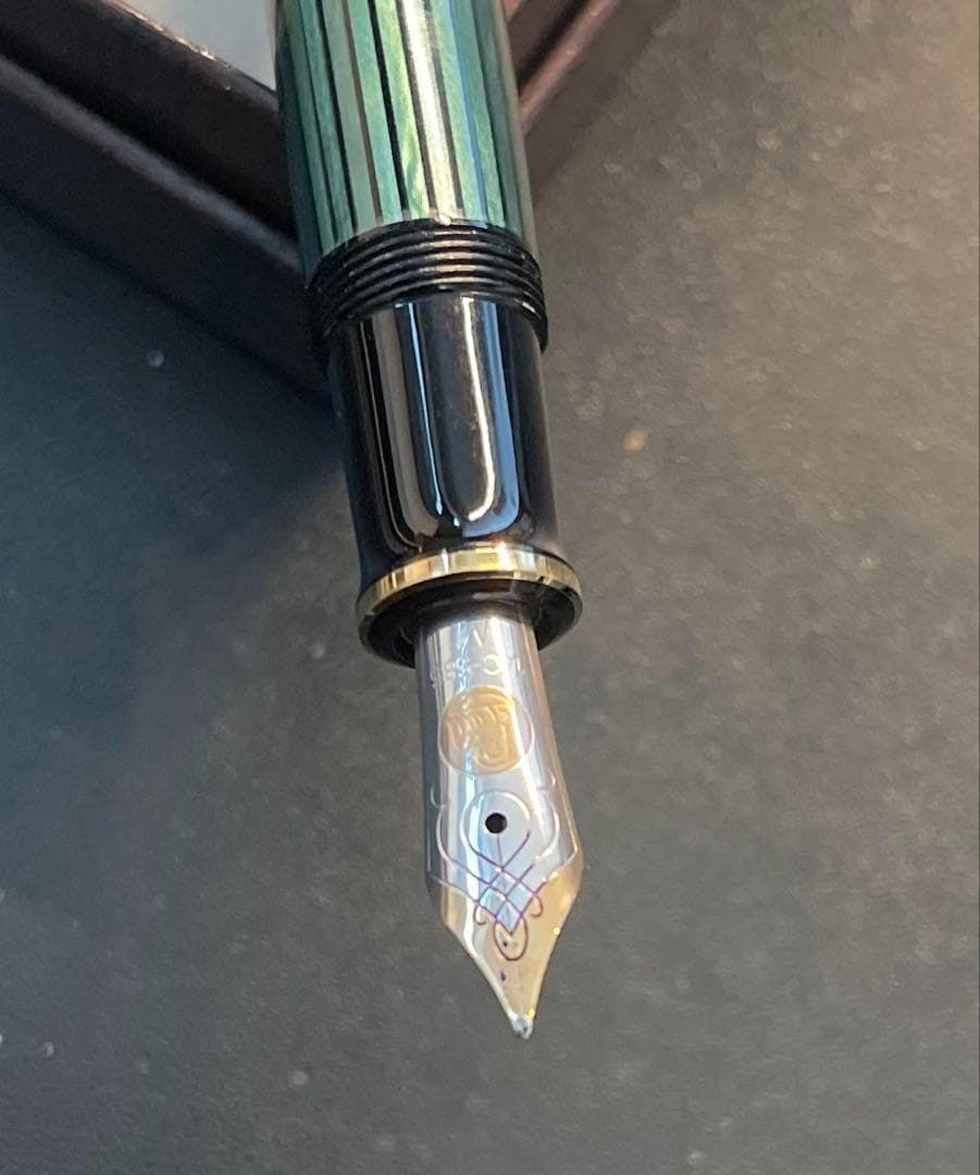 ペリカン スーベレン 万年筆 M600 ペン先 M 14K 緑縞 グリーン - メルカリ