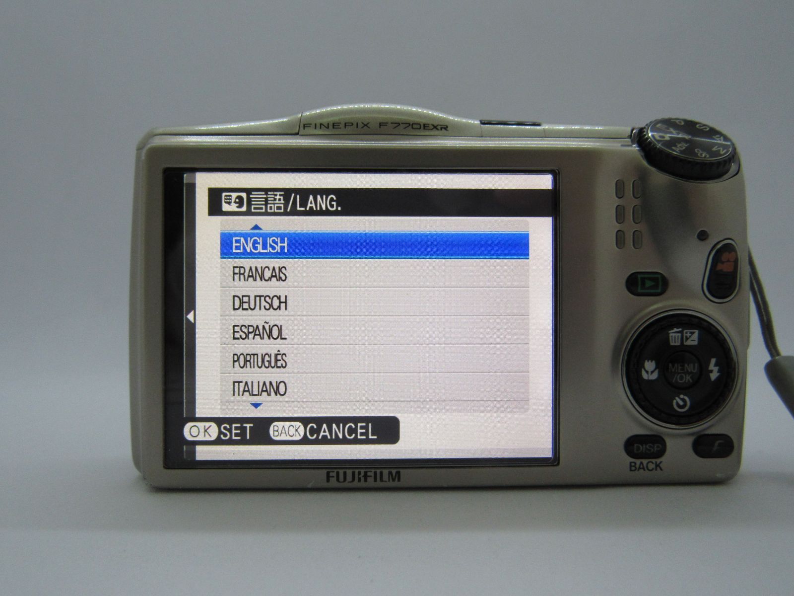 動作確認済・元箱付】FUJIFILM FINEPIX F770 EXR ゴールド - メルカリ