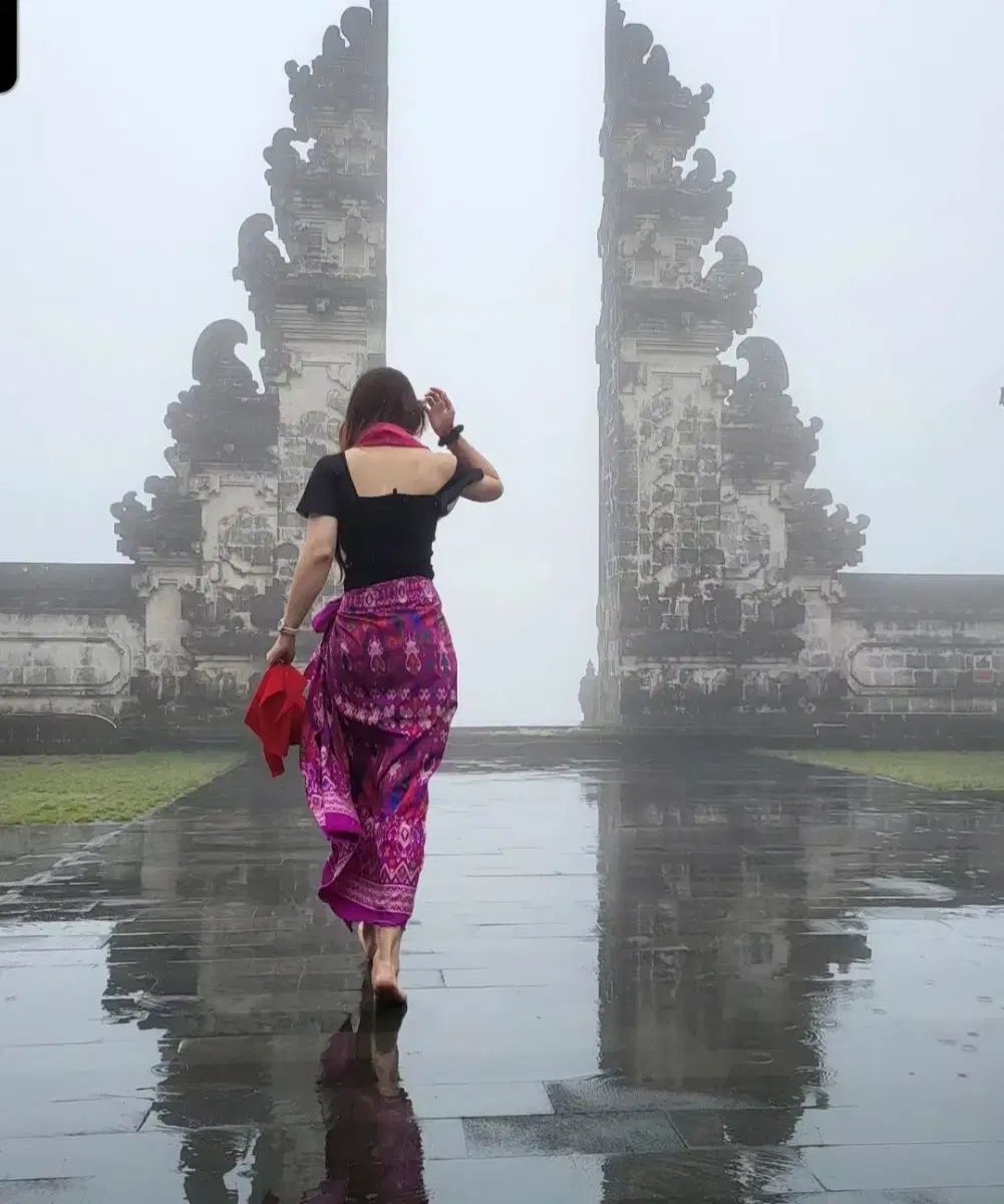 Theory シルキー シフォン オフショルダー シャーリング トップス S | ほぼ