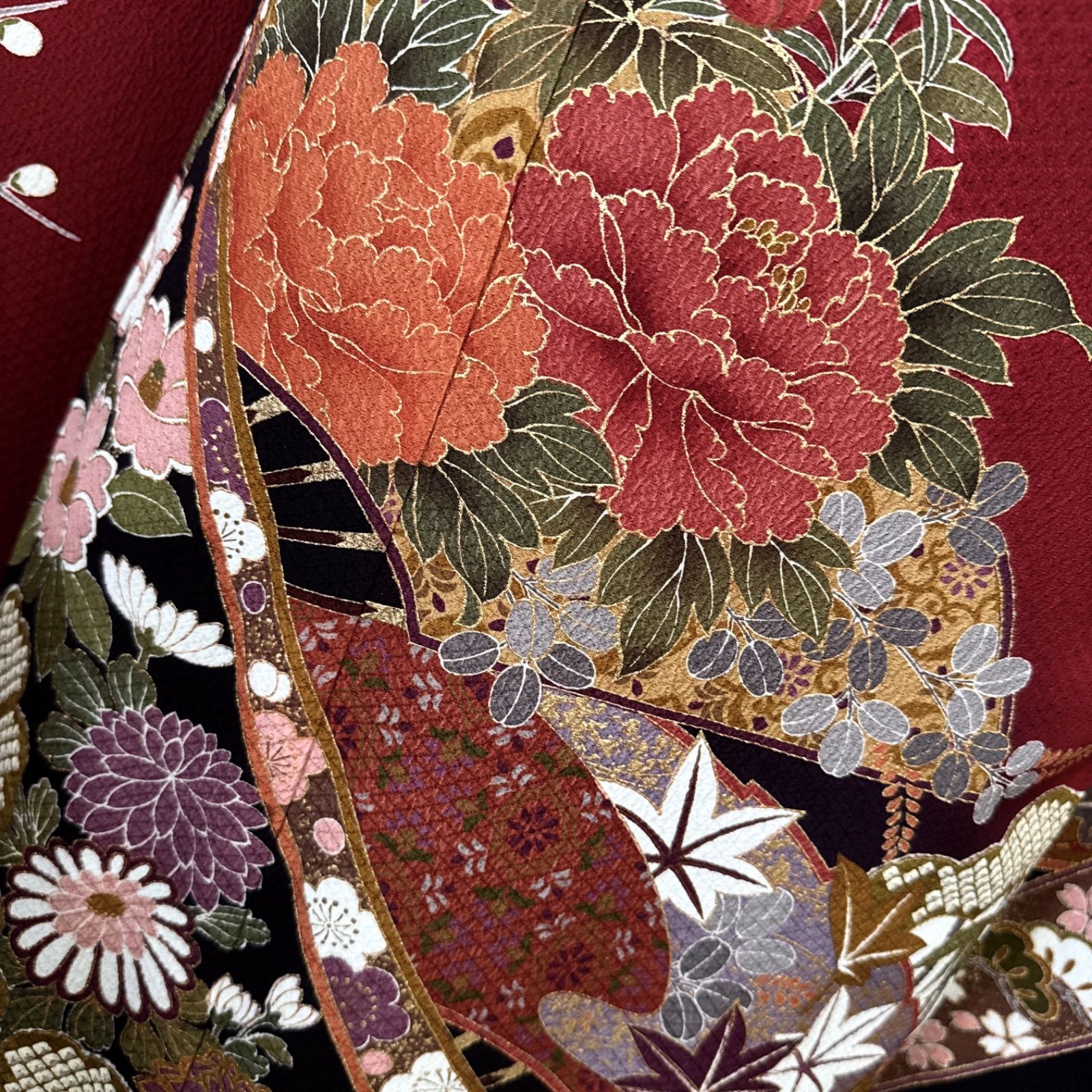 正絹 豪華振袖フルセット 絞り エンボス加工 黒 袋帯 (6点) ・古典柄