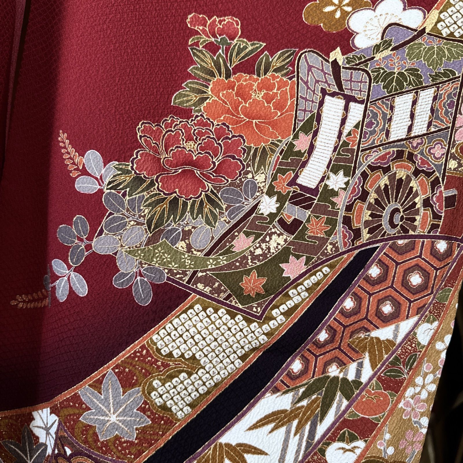 正絹 豪華振袖フルセット 絞り エンボス加工 黒 袋帯 (6点) ・古典柄