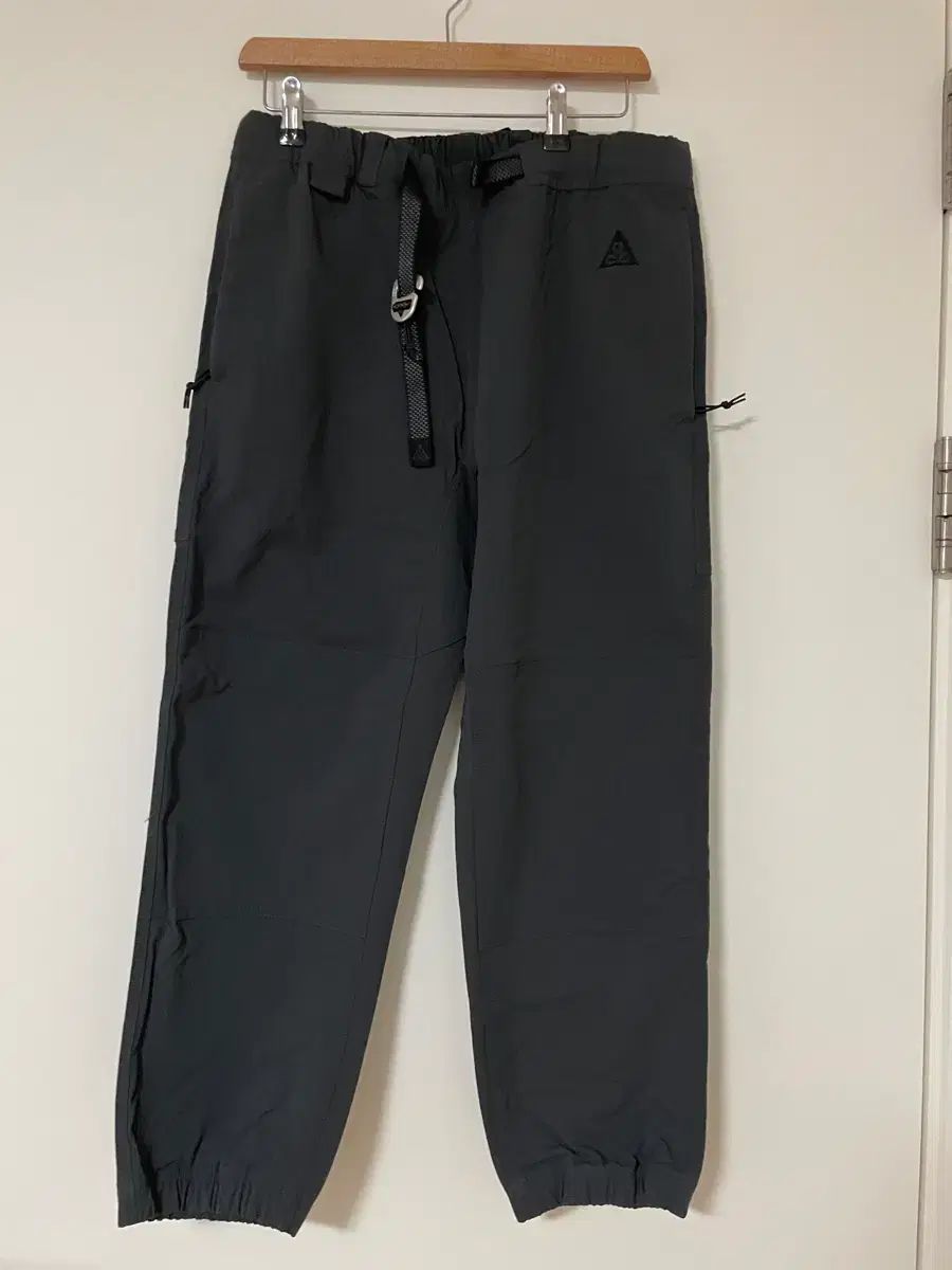 NIKE ACG trail pants ダーク グレー Mサイズ