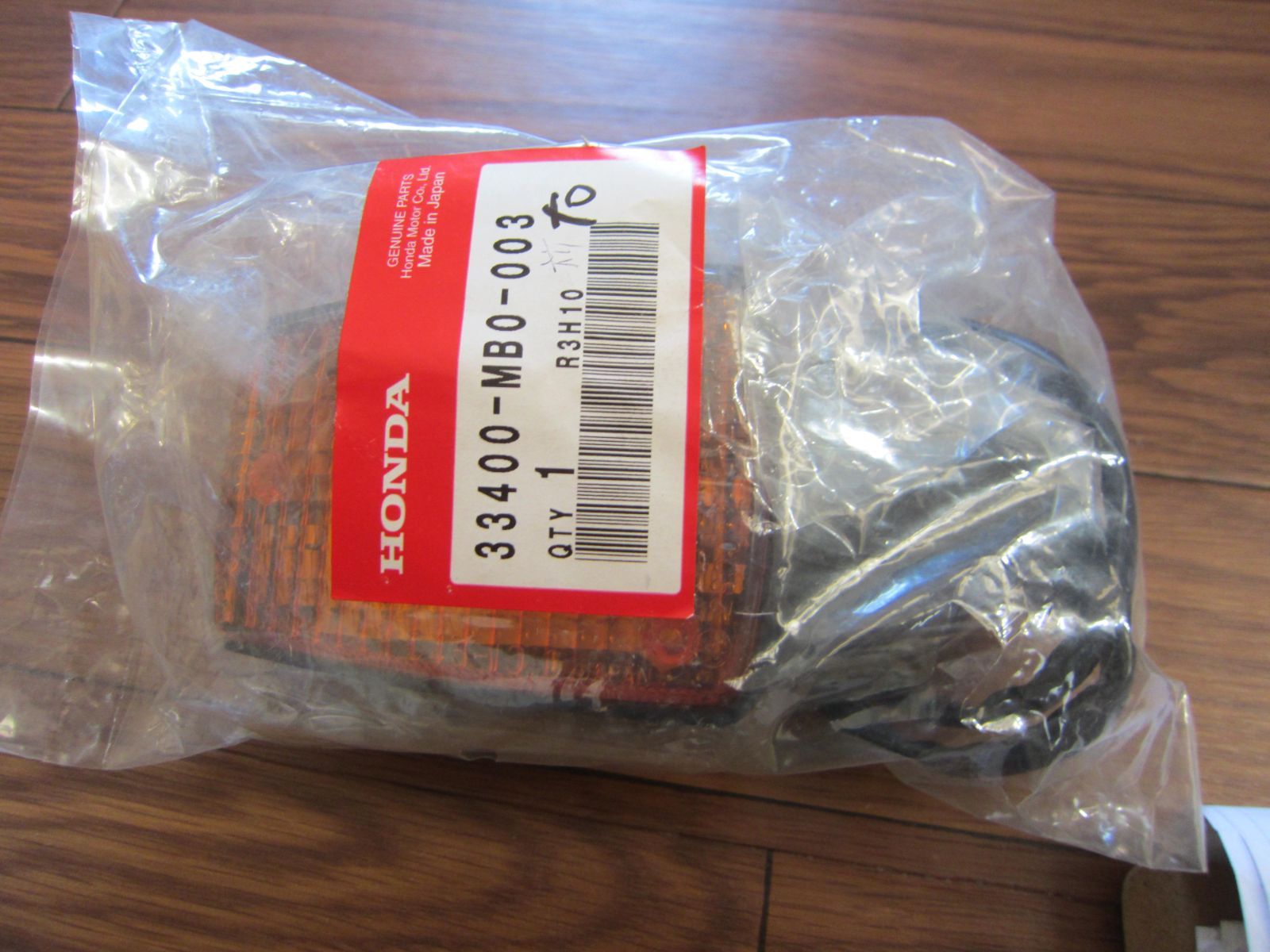 旧車 ホンダ純生 CBX 440 F 550 前右ウインカーAssy 逆車 品 オリジナル