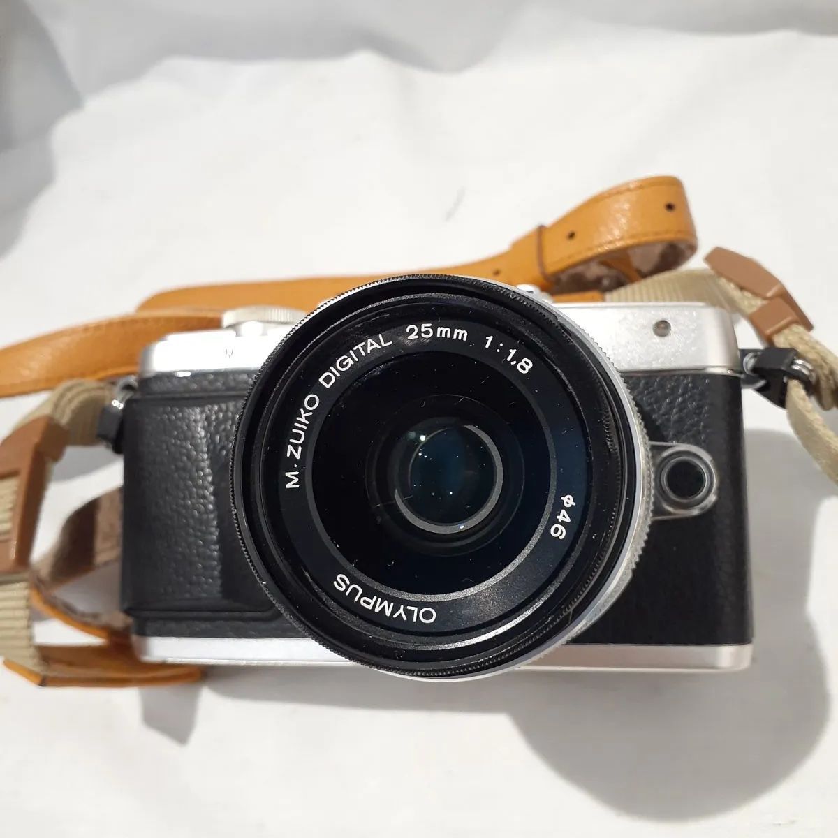 OLYMPUS オリンパス ミラーレス一眼デジタルカメラ PEN Lite E PL 7 小傷 目へこみ有 起動 済 画像を見て判断して下さい レンズ埃有 A 11061 S