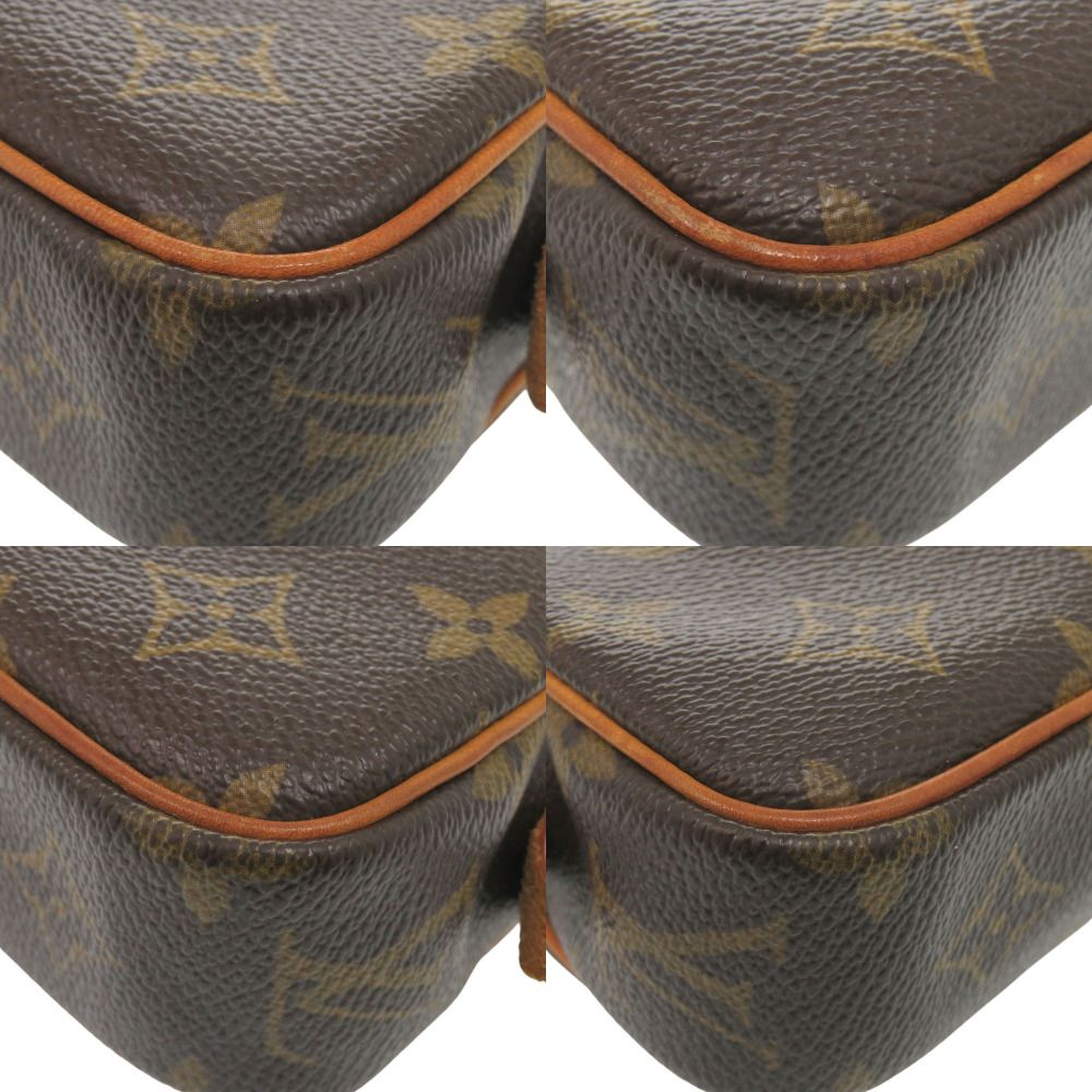 ショルダーバッグ