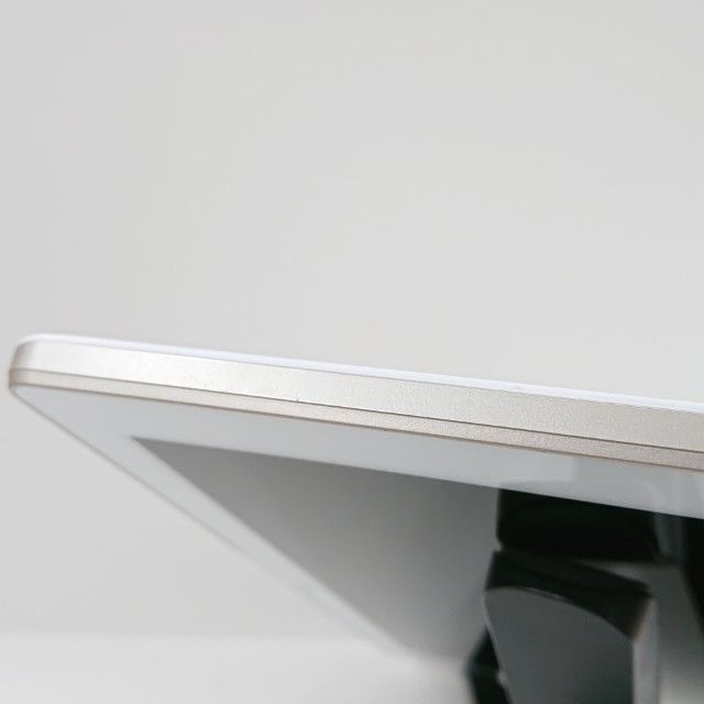 Qua tab PZ LGT32 au ホワイト 美品 SIMロック解除済 - メルカリ