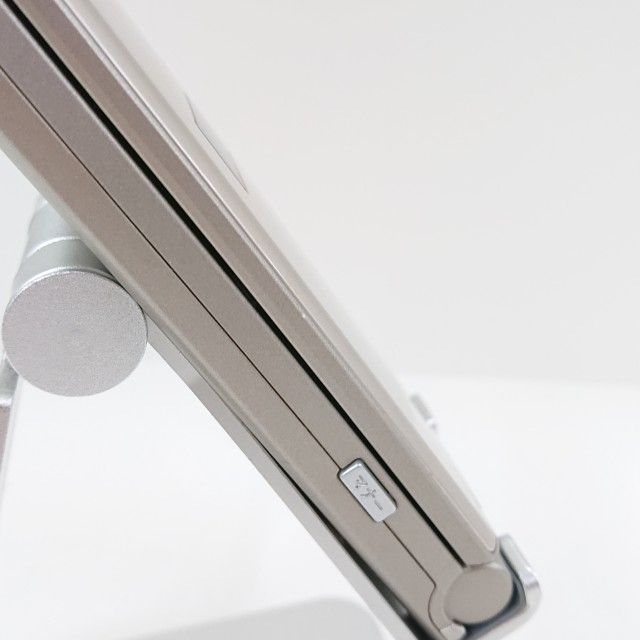  arrows ケータイ ベーシック F-41 C ドコモ ゴールド 本体 15677 携帯電話本体 スマートフォン 携帯電話