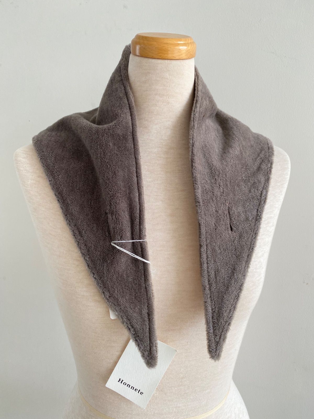 Honnete ストール グレージュ